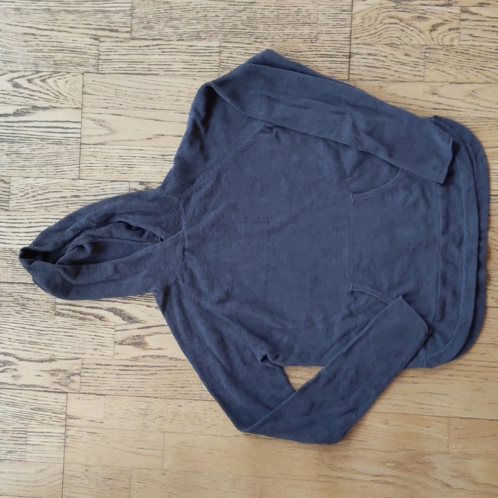 Barefoot Dreams xs hoody